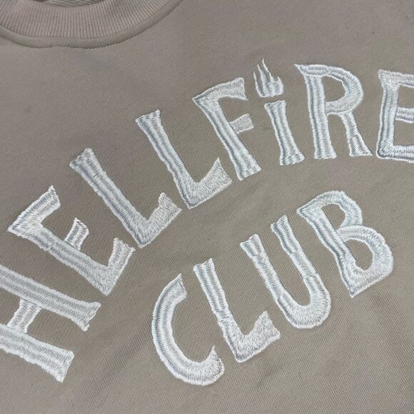 Pacsun Stranger Thing Hellfire Club Crewneck Sweatshirt Men Small Beige - Picture 2 of 7